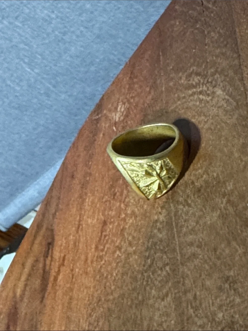 Men's Gold tone  Coin Signet Ring - Classic Profile Design